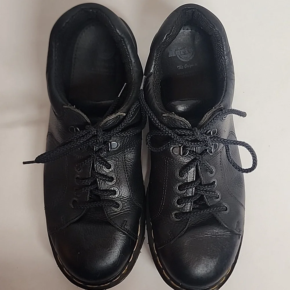 Dr. Martens Vintage Black Leather Oxfords Made In England 8312 12  Gorpcore